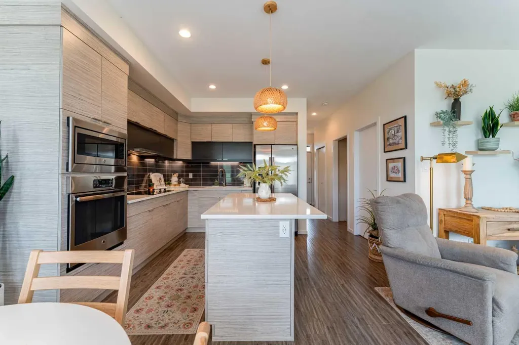 490 Highlands Boulevard W Lethbridge AB T1J 5K5