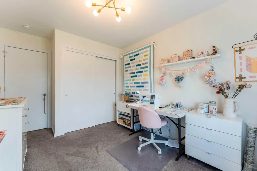 490 Highlands Boulevard W Lethbridge AB T1J 5K5