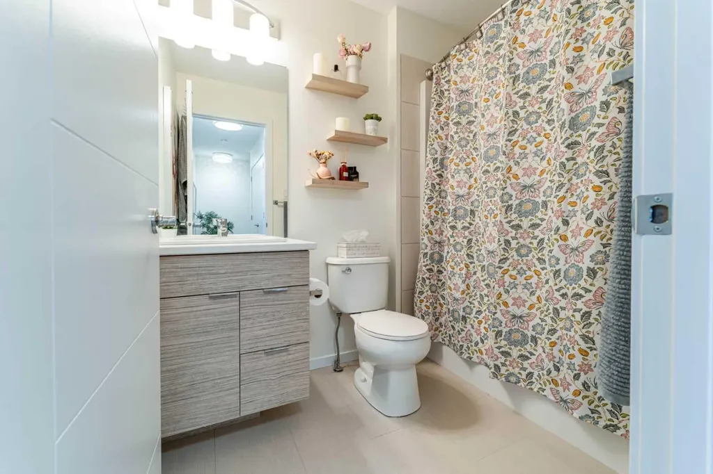 490 Highlands Boulevard W Lethbridge AB T1J 5K5