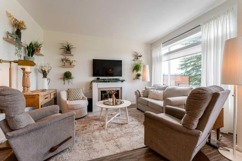 490 Highlands Boulevard W Lethbridge AB T1J 5K5