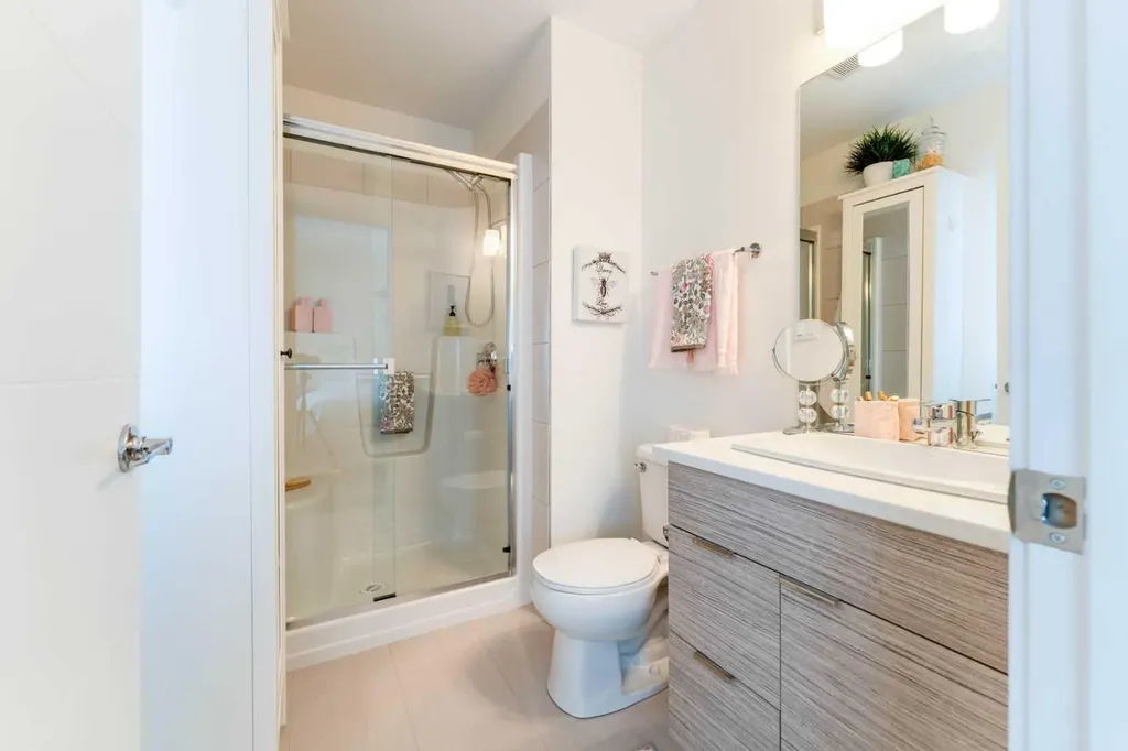 490 Highlands Boulevard W Lethbridge AB T1J 5K5