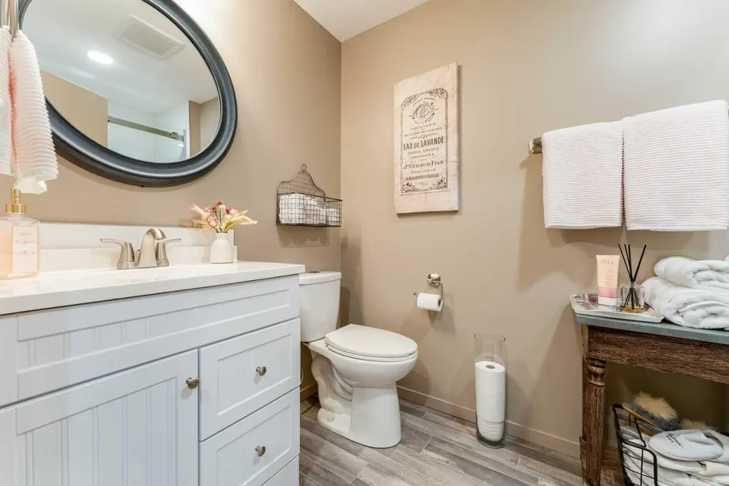 490 Highlands Boulevard W Lethbridge AB T1J 5K5