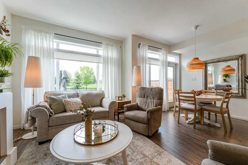 490 Highlands Boulevard W Lethbridge AB T1J 5K5