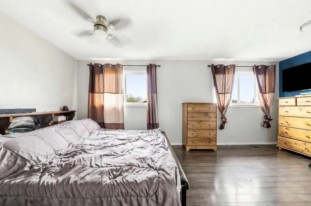 5111 Minto Street Blackfalds AB T0M 0J0