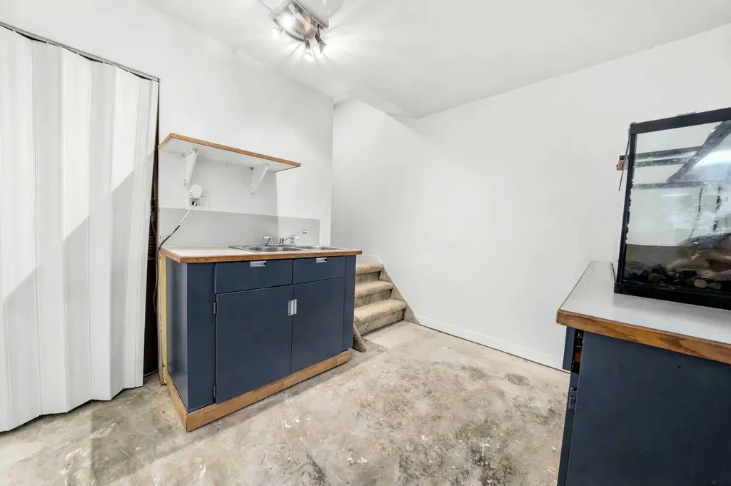 5111 Minto Street Blackfalds AB T0M 0J0