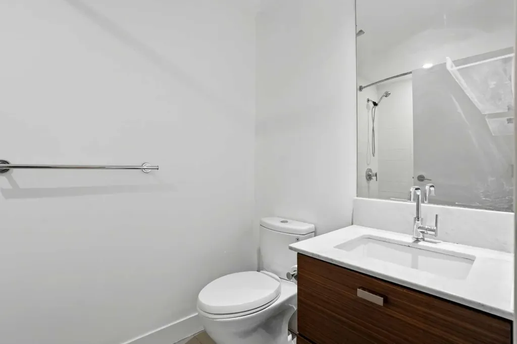 1500 7 Street SW Calgary AB T2R 0A7