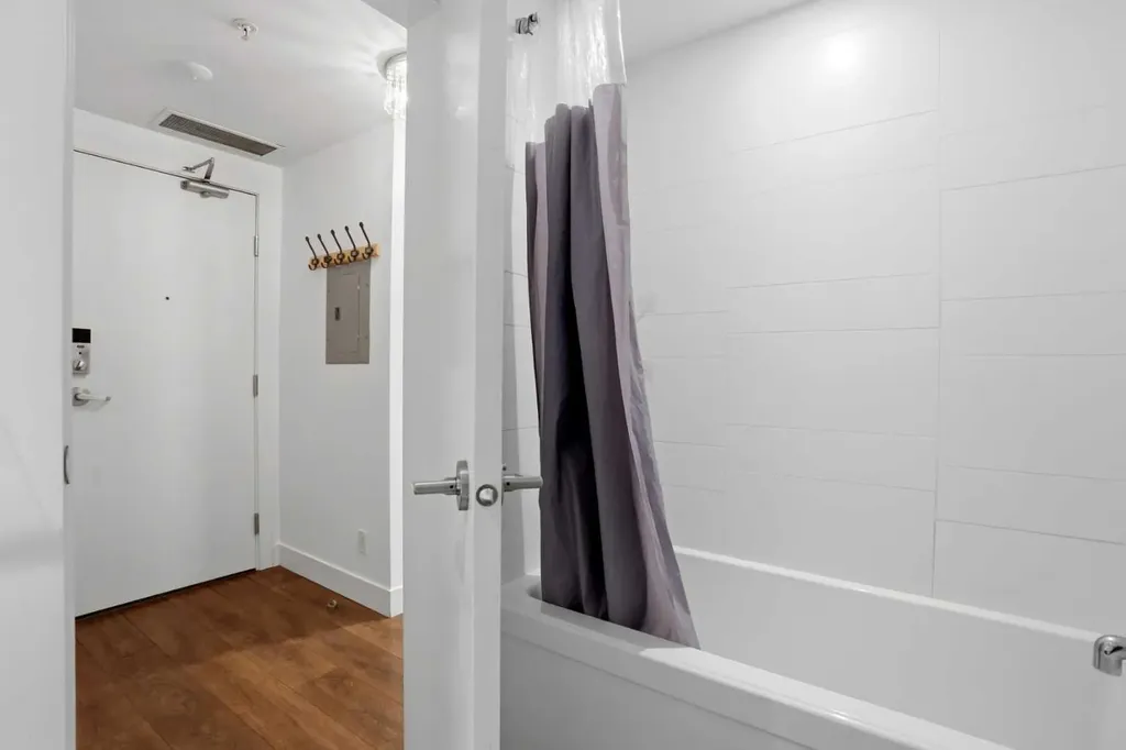 1500 7 Street SW Calgary AB T2R 0A7