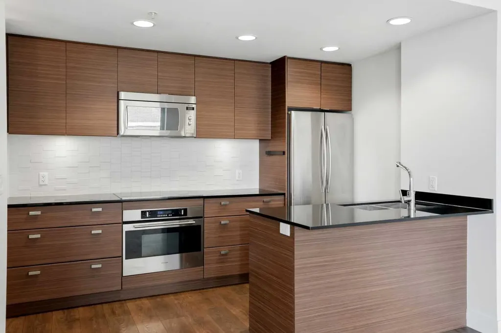 1500 7 Street SW Calgary AB T2R 0A7