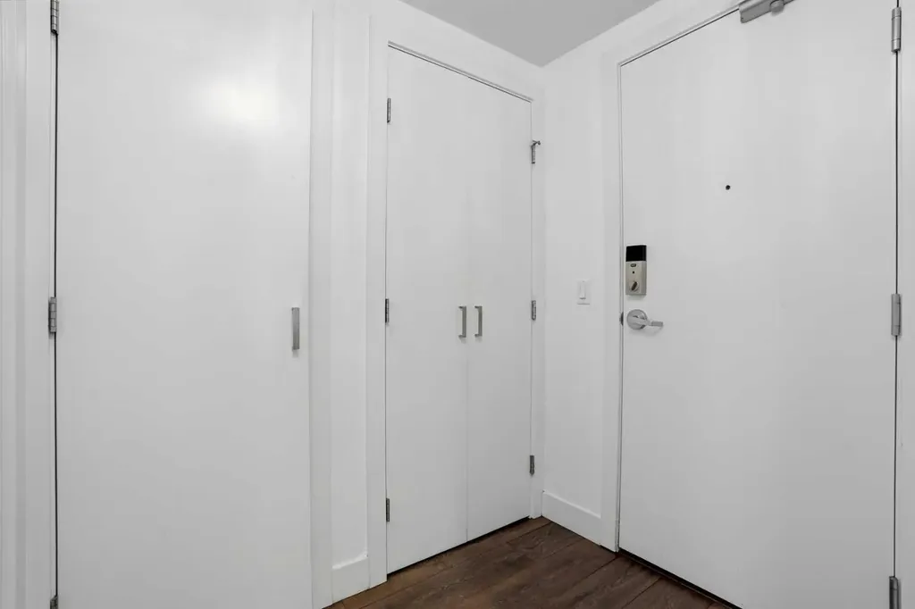 1500 7 Street SW Calgary AB T2R 0A7