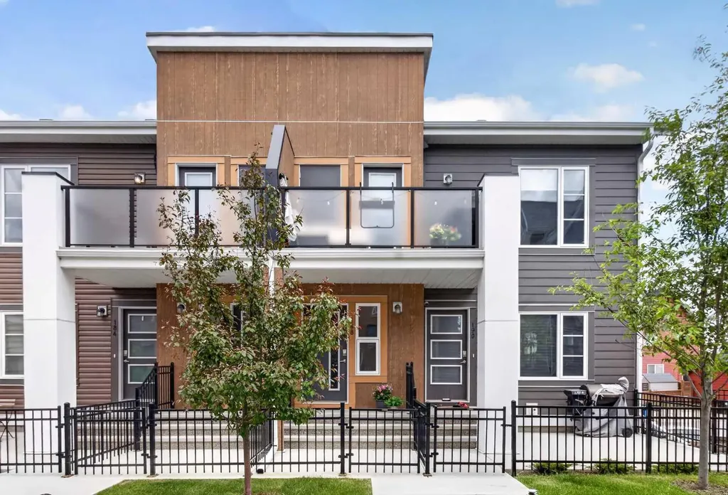 188 Livingston Common NE Calgary AB T3P 1K1