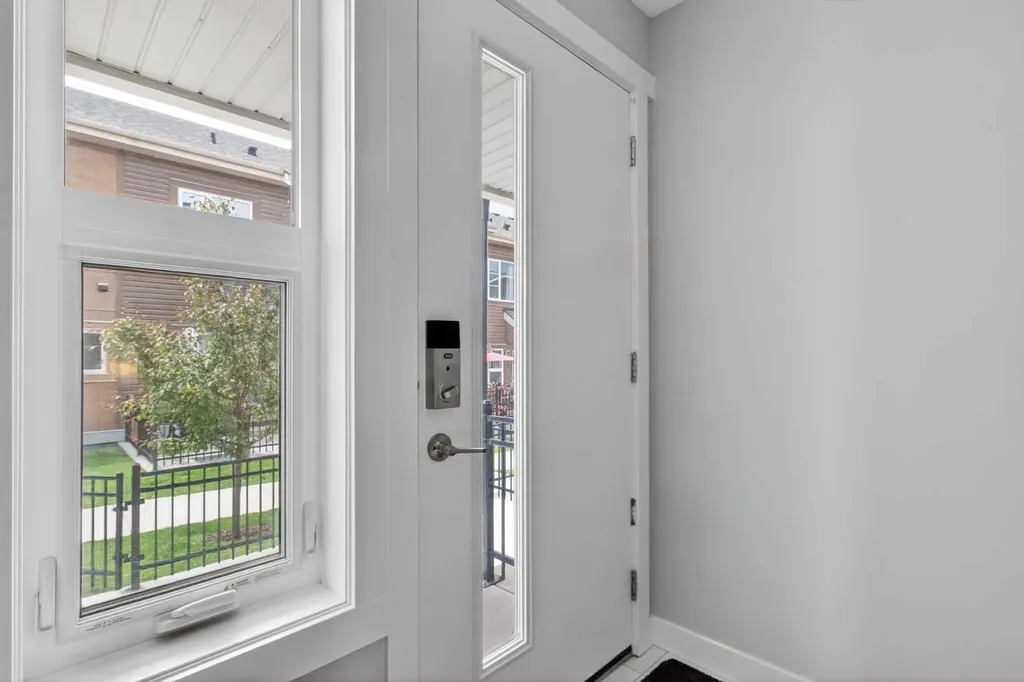 188 Livingston Common NE Calgary AB T3P 1K1