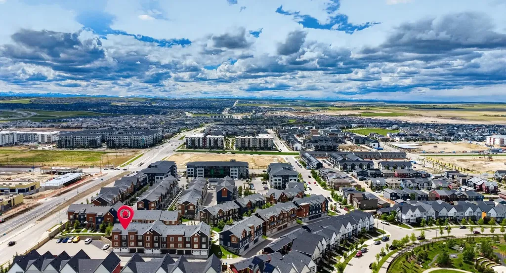 188 Livingston Common NE Calgary AB T3P 1K1