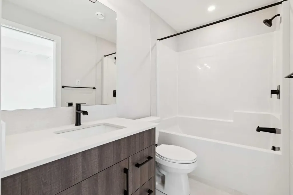 1802 Mahogany Boulevard SE Calgary AB T3M4A5