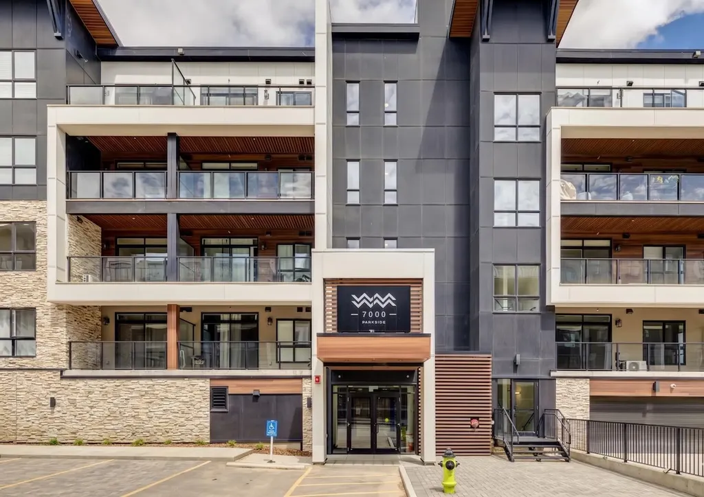 1802 Mahogany Boulevard SE Calgary AB T3M4A5