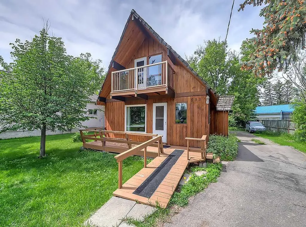 533 4 Street SW High River AB T1V 1B6