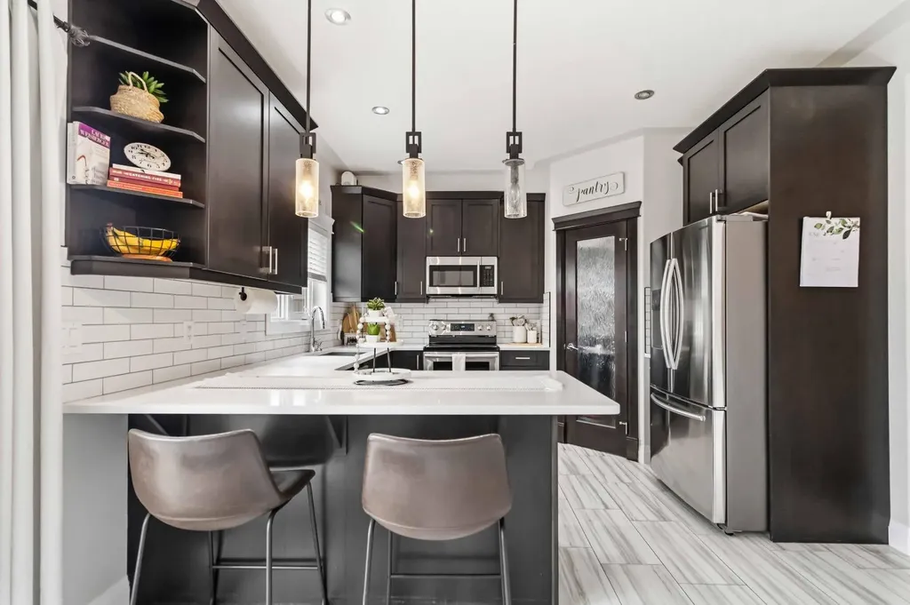 333 Collicott Drive Fort Mcmurray AB T9K 2Z1