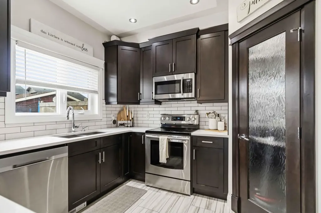 333 Collicott Drive Fort Mcmurray AB T9K 2Z1