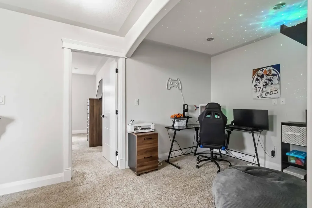 333 Collicott Drive Fort Mcmurray AB T9K 2Z1