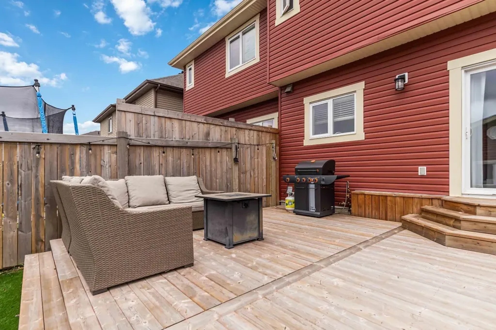 333 Collicott Drive Fort Mcmurray AB T9K 2Z1