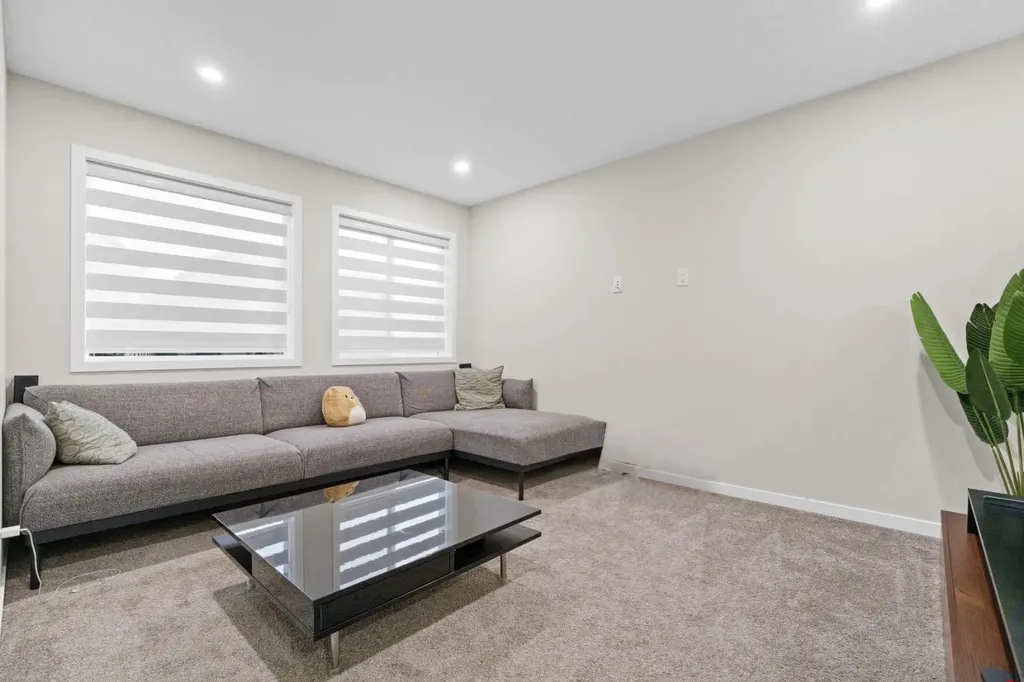 39 Herron Rise NE Calgary AB T3P1Y1