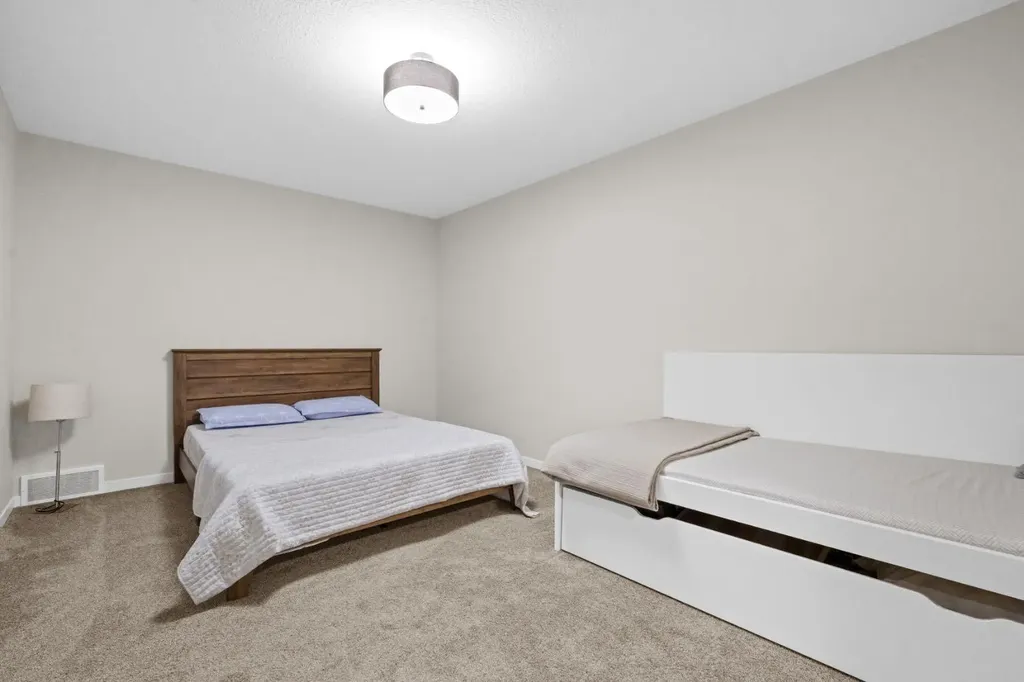 39 Herron Rise NE Calgary AB T3P1Y1