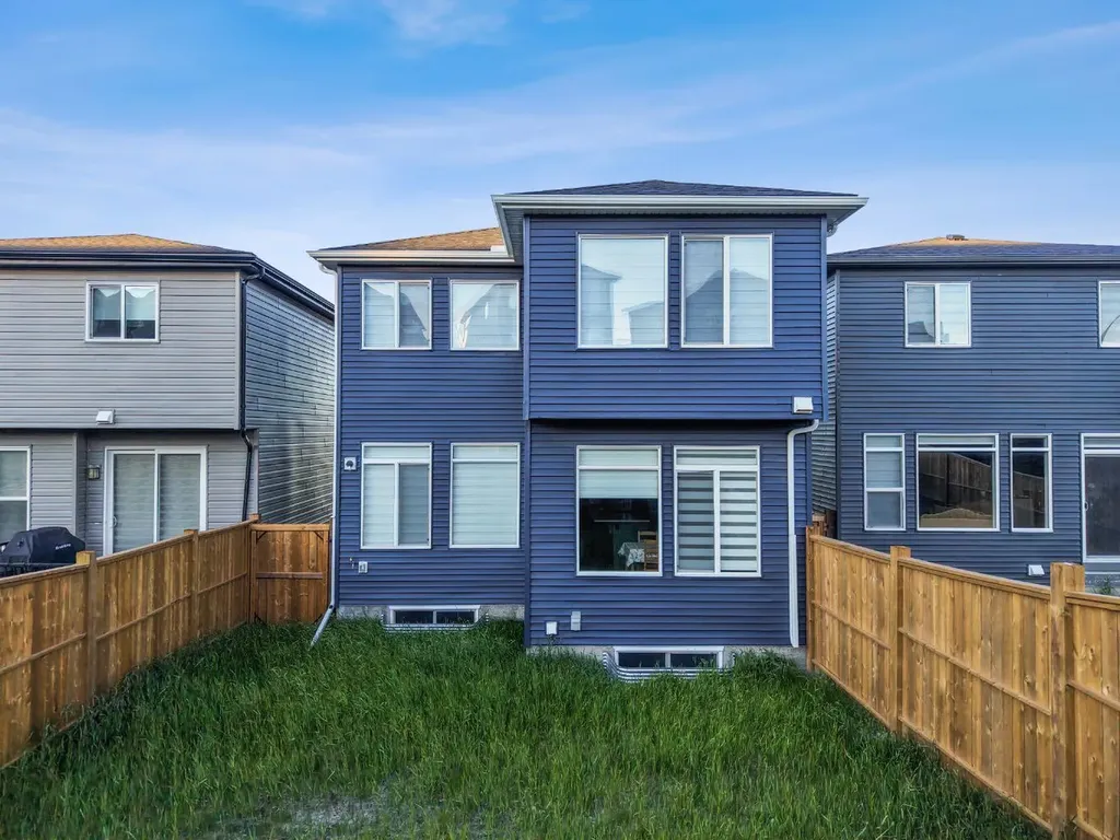 39 Herron Rise NE Calgary AB T3P1Y1