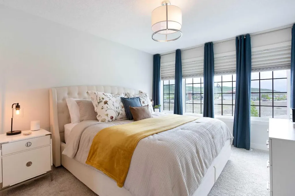 162 Greenbriar Way NW Calgary AB T3B6J1