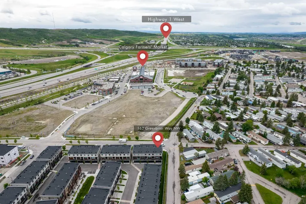 162 Greenbriar Way NW Calgary AB T3B6J1