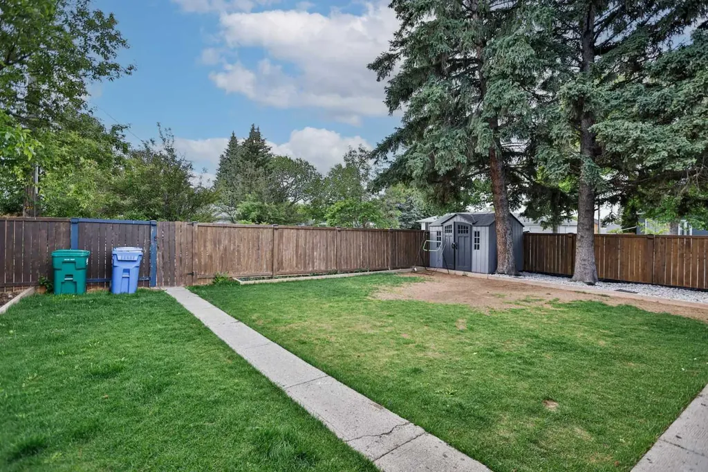 311 18 Street N Lethbridge AB T1H 3G3
