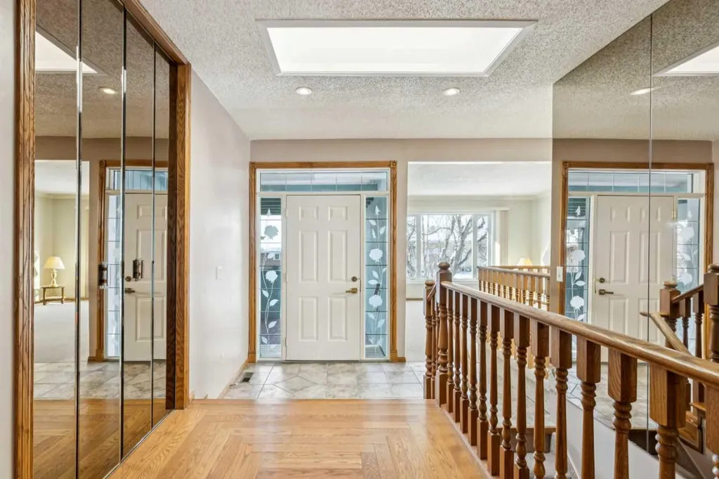 328 Norseman Road NW Calgary AB T2K 5M5