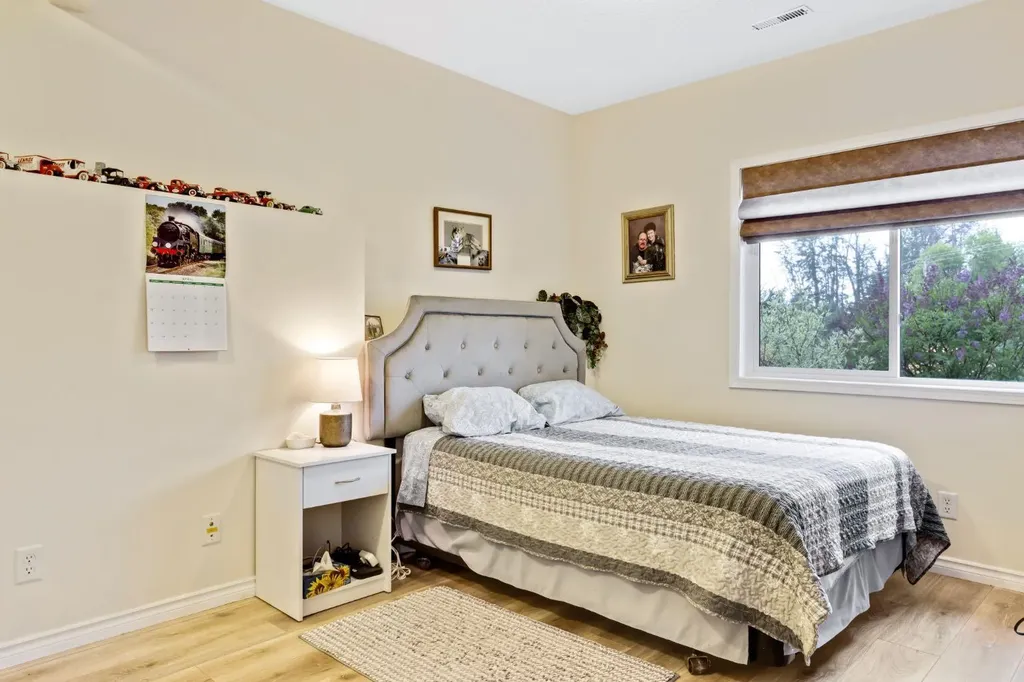 144 Hillcrest Boulevard Strathmore AB T1P0A3