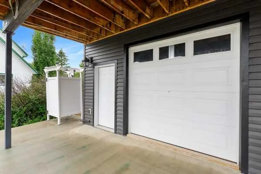 39 Ridge Drive Rural Ponoka County AB T0C 2J0