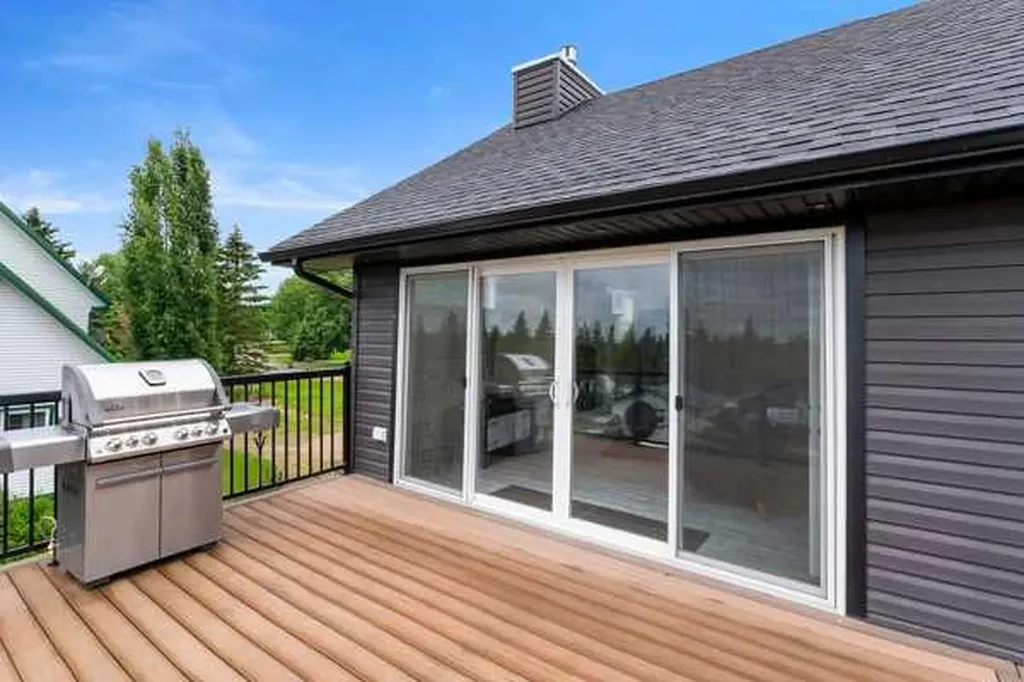 39 Ridge Drive Rural Ponoka County AB T0C 2J0