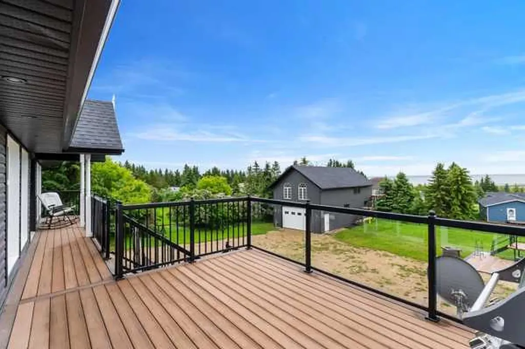 39 Ridge Drive Rural Ponoka County AB T0C 2J0