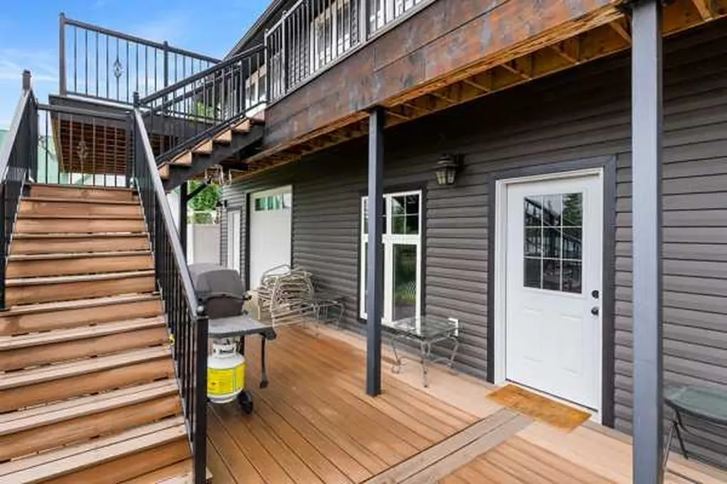 39 Ridge Drive Rural Ponoka County AB T0C 2J0