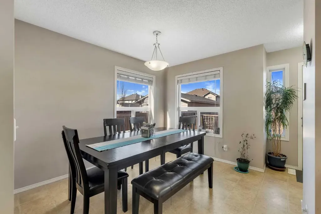 33 Saddlebrook Common NE Calgary AB T3J 0K1