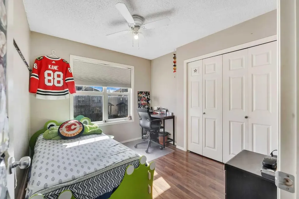 33 Saddlebrook Common NE Calgary AB T3J 0K1