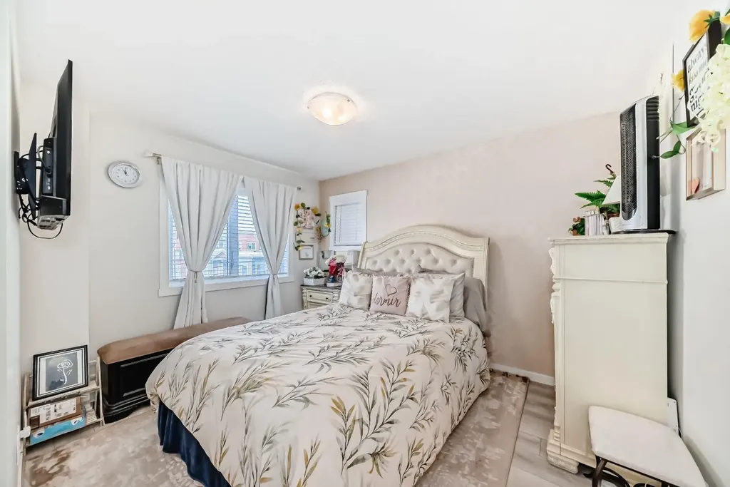 158 Chinook Gate Boulevard SW Airdrie AB t4b 4v3