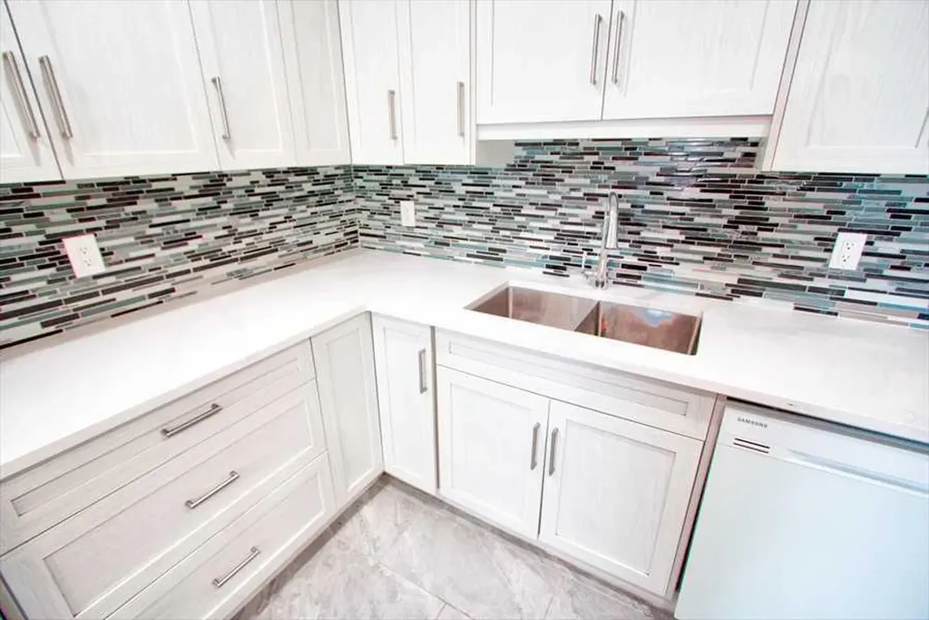 707 Malvern Drive NE Calgary AB T2A 5P9