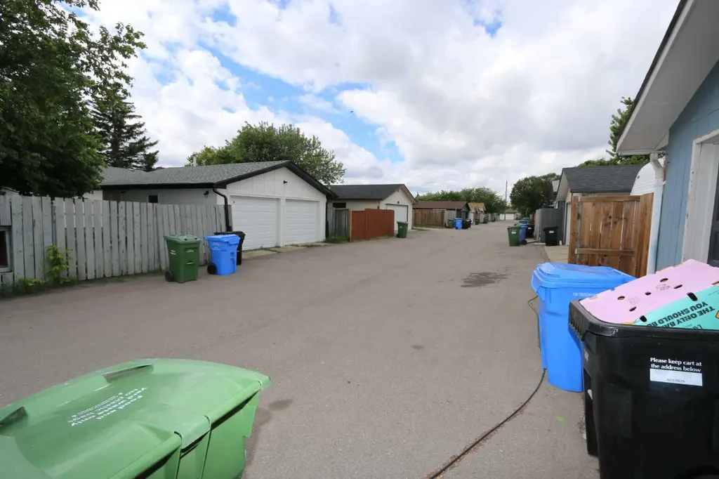 707 Malvern Drive NE Calgary AB T2A 5P9