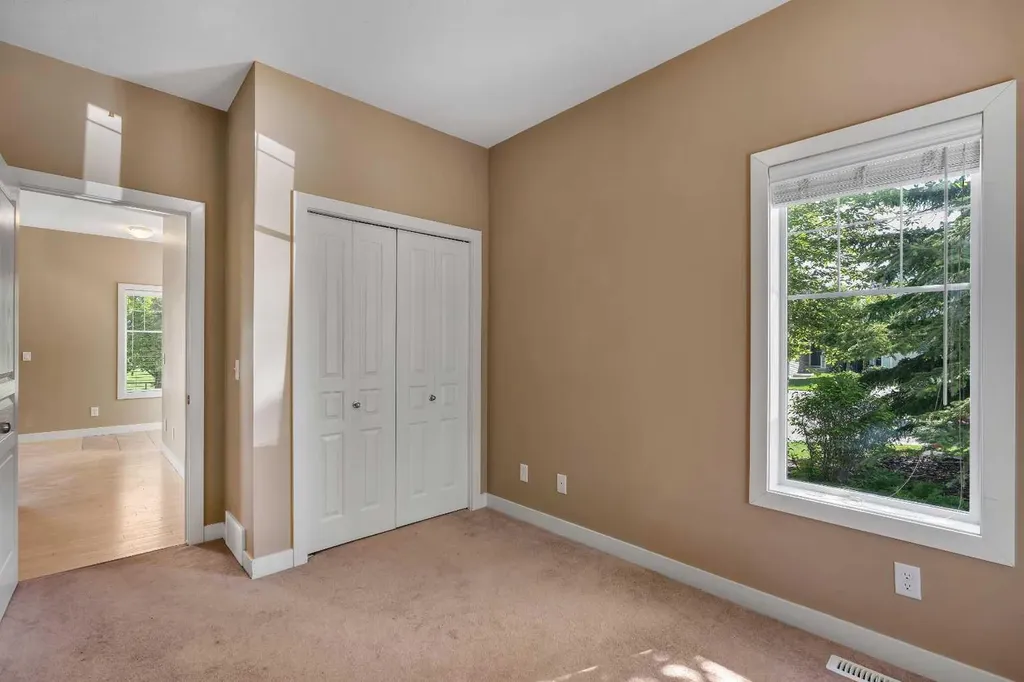 281 Cougar Ridge Drive SW Calgary AB T3H 0J3