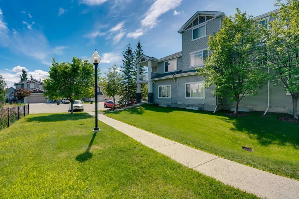 281 Cougar Ridge Drive SW Calgary AB T3H 0J3
