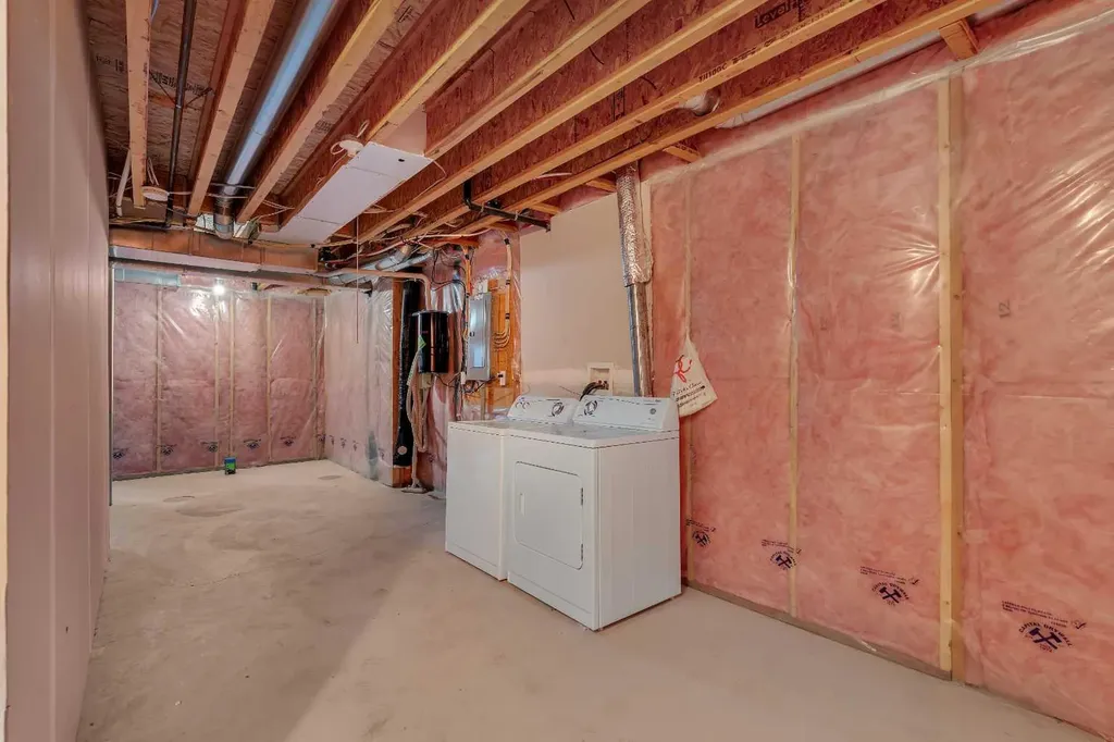 281 Cougar Ridge Drive SW Calgary AB T3H 0J3