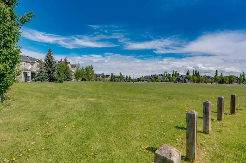 281 Cougar Ridge Drive SW Calgary AB T3H 0J3