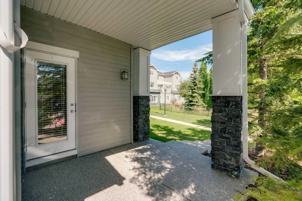 281 Cougar Ridge Drive SW Calgary AB T3H 0J3