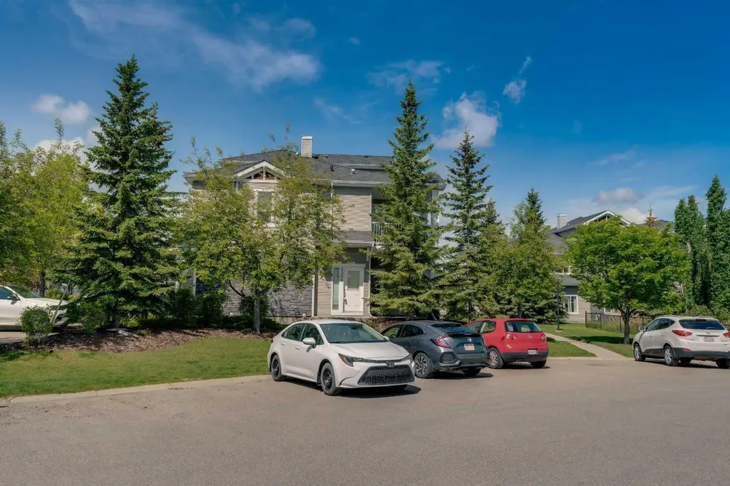 281 Cougar Ridge Drive SW Calgary AB T3H 0J3