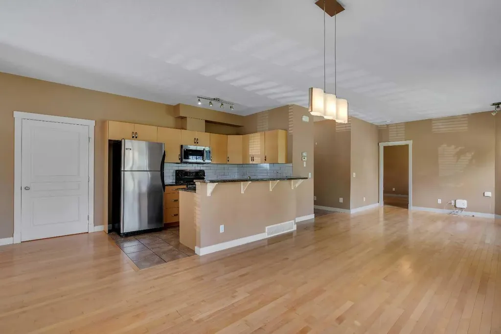 281 Cougar Ridge Drive SW Calgary AB T3H 0J3