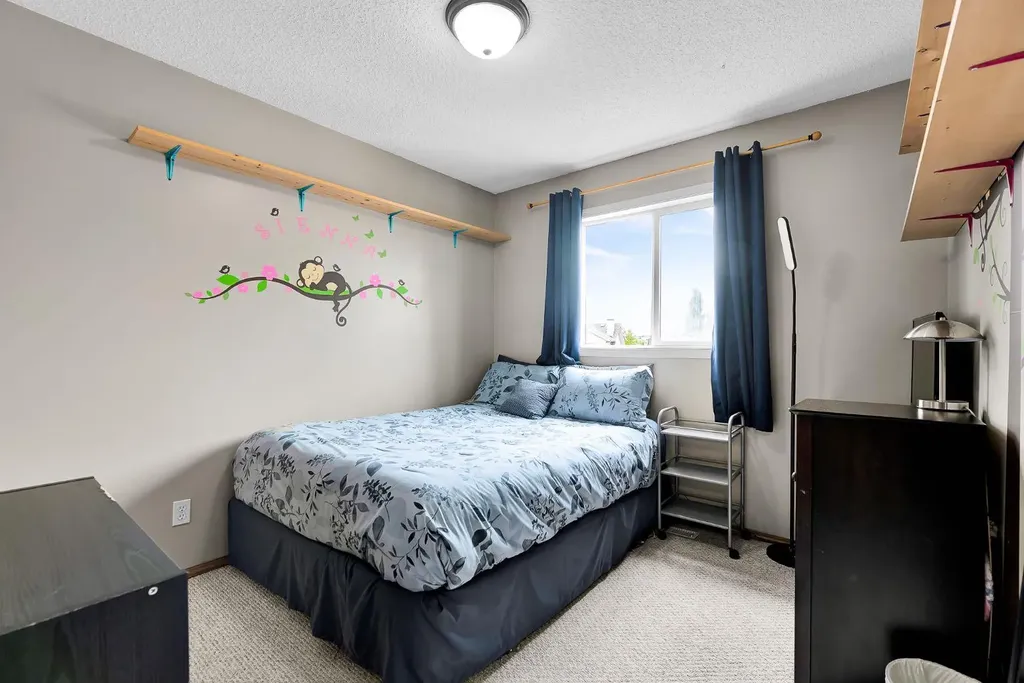 238 Covepark Way NE Calgary AB T3K 5T6