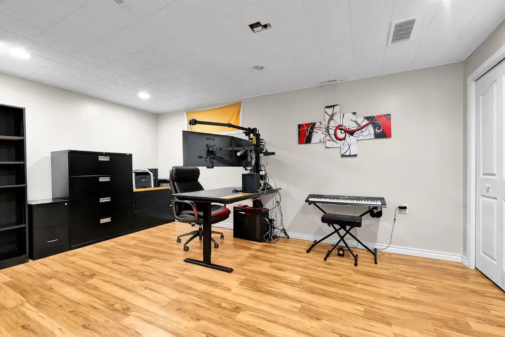238 Covepark Way NE Calgary AB T3K 5T6