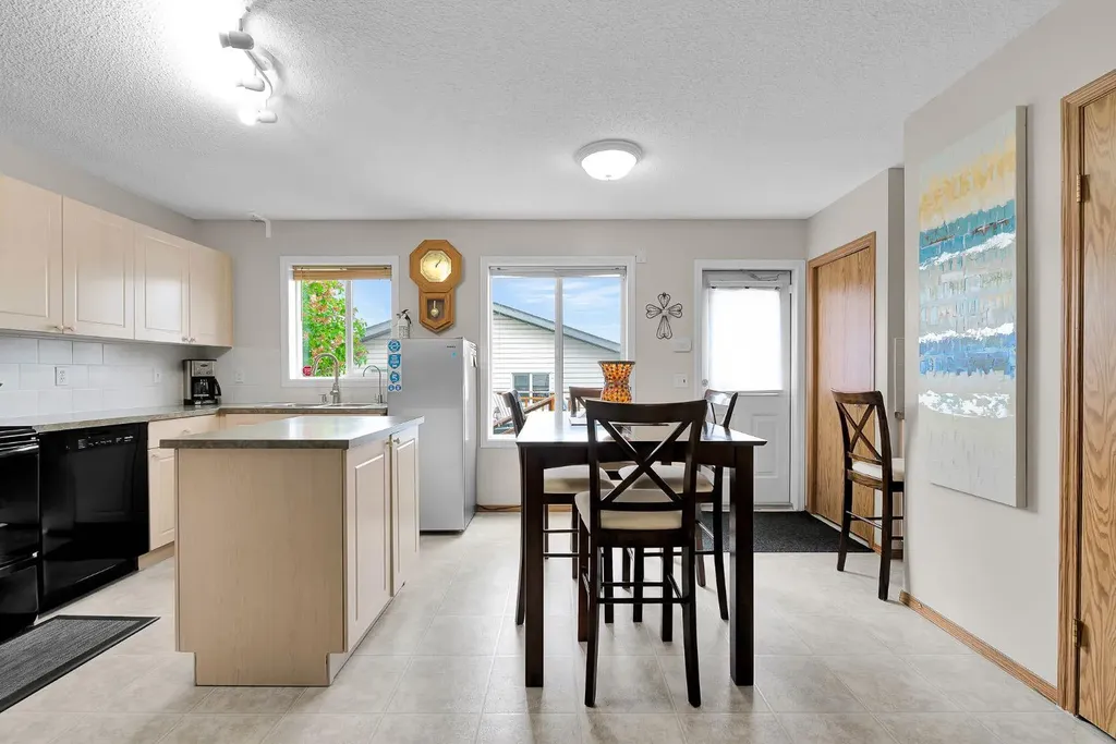 238 Covepark Way NE Calgary AB T3K 5T6